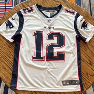 Bundle Brady Patriots NFL Jersey and Nike Dri-FIT Tee Size M  in EUC